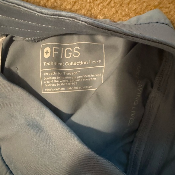 Figs Dusty Blue High Waisted Zamora Joggers and Catarina Scrub Set - Picture 6 of 6